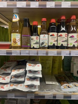 vegan sauces at Avocado Store & More in Gdynia