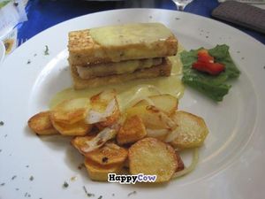 Tofu Cordon Bleu at Zur Sonnenblume in Cologne