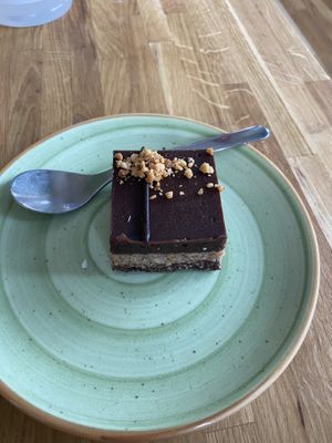 Snickers cake at Easy Vego in Hagersten