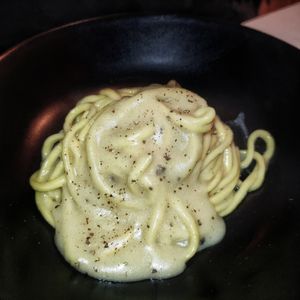 Cacio e pepe at Green Corner in Lodi