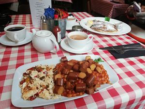 Franks&beans&tofu scramble, small pancake option at Annie's Burger Shack in Nottingham