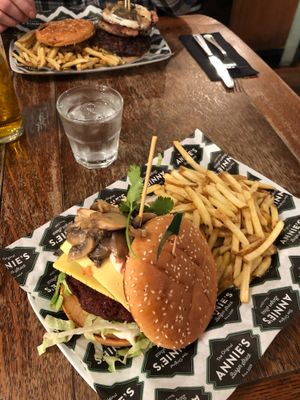Boston Nibbler burger with skinny fries - ALL VEGAN  at Annie's Burger Shack in Nottingham