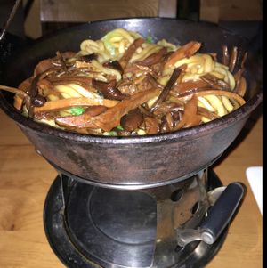 bamboo and mushrooms noodles at Míng Shèng YǎngShēng Sù 铭圣养生素餐厅 in Shanghai