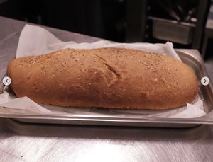 Pain brioché végétal  at Chéri Coco in Pantin