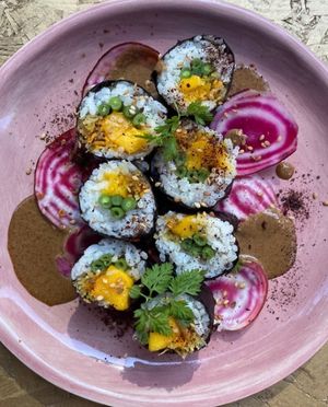 Makis at Chéri Coco in Pantin