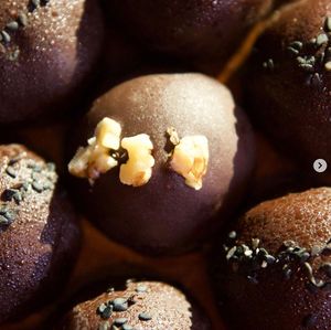 Gâteaux lunes at Chéri Coco in Pantin