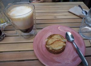 Dessert: Raw Pear/Tonka Tart at Chéri Coco in Pantin