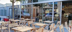 outside seats at Chéri Coco in Pantin