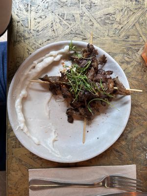 Brochettes de pleurotes  at Chéri Coco in Pantin