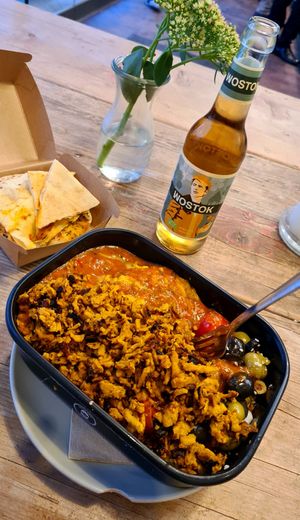 Box with shawarma at Gustav Grün in Oldenburg