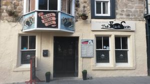 The pub from the outside at The Black Swan in Alnwick