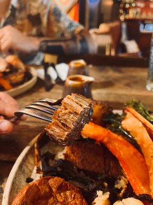 Vegan Redefine Meat 'beef' flank with Sunday Roast at The Sound Lounge in Sutton