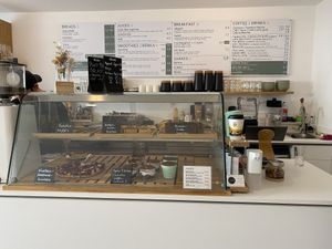 Speisekarte und Kuchenauswahl  at Cafe Loumee in Fuessen