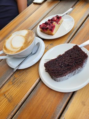Vegan cakes at Cafe Loumee in Fuessen