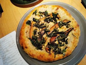 Pizza Bianca. (Trüffel Öl) at Green One BTC in Ljubljana