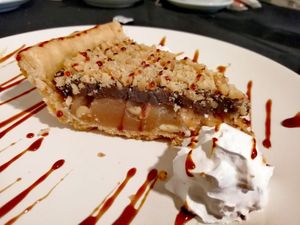 Tarta tipo "sneackers" con caramelo  #Veganuary at Phoenix Belgian Vegg in Malaga