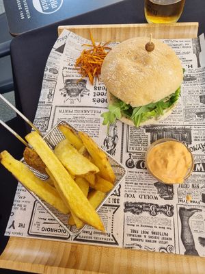  at Phoenix Belgian Vegg in Malaga