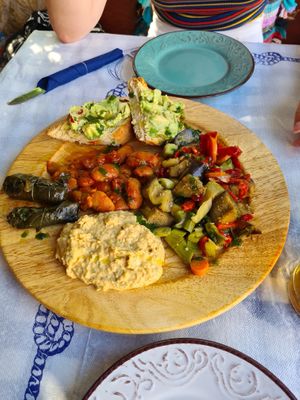 Vegan meze platter at Zorbas in Zakynthos