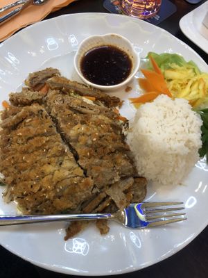 gebackene „Ente" at Tau in Vienna