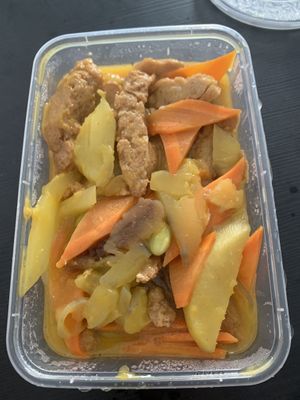 42 Mango Hühnerfleisch  at Tau in Vienna