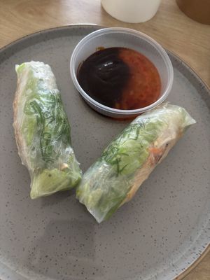 Seaweed Roll (5,90€)  at Tau in Vienna