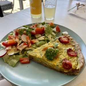 Gemüsequiche  at Café Flowery in Koblenz