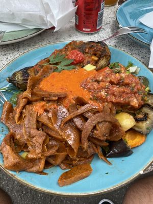 Vegan Platte  at Reynabi Döner in Giessen