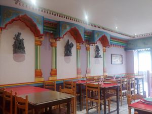 Interior at Restaurant Gandhi in Mont-de-marsan
