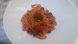 Linguine at Monnalisa in Sorrento