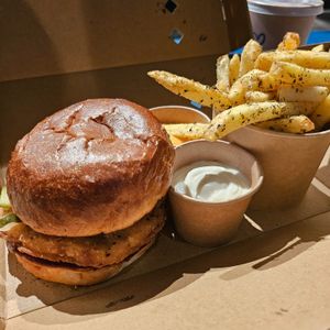 Eden Jaxx BBQ fried chicken sandwich at Eden Jaxx in Copenhagen