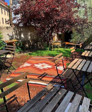 Outside Space at The Happy Nest in Porto