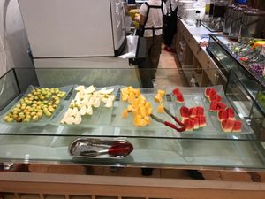 Fruits at Pǔ Shàn Huì Vegetarian in Guangzhou