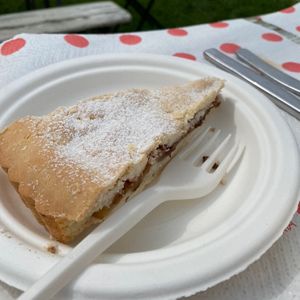 Torta con uvetta  at Villa Govinda - Veg Soul in Olgiate Molgora