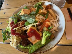 Flamingo Bowl  at To1980 Vegan in Dusseldorf