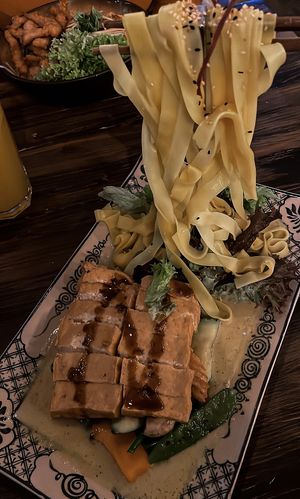 flying noodles & tofu😍🥰  at To1980 Vegan in Dusseldorf