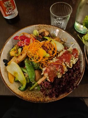 Flamingo Bowl at To1980 Vegan in Dusseldorf