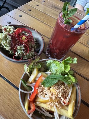 Red hope cocktail, Mango salad and Tofu Sticks   at To1980 Vegan in Dusseldorf