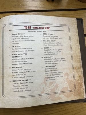 Kleine Bowles  at To1980 Vegan in Dusseldorf