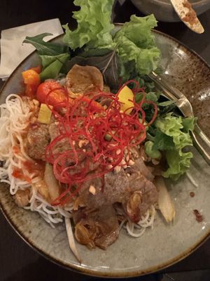 ‘Beef with lemongrass’ soya bowl   at To1980 Vegan in Dusseldorf