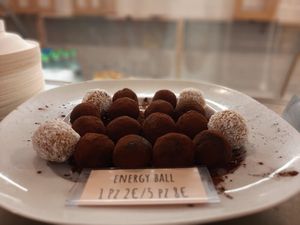 Energy lovely ball at Jaa Nu' Rosticceria Vegana in Genoa