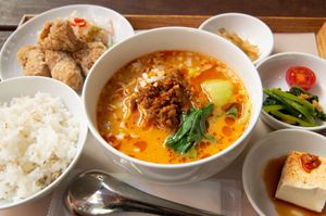 Spicy dandan noodles with deep fried soy meat set.(vegan) at Ganjin Shokudo 鑑真食堂 in Kumamoto