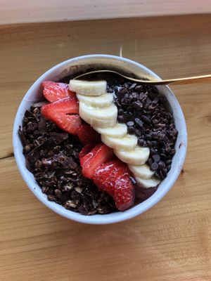 Chockee—the medium is huge! at Bloom in Logan