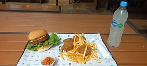 Mais ou menos... Restaurante fast food. at On.Bun in Monterrey