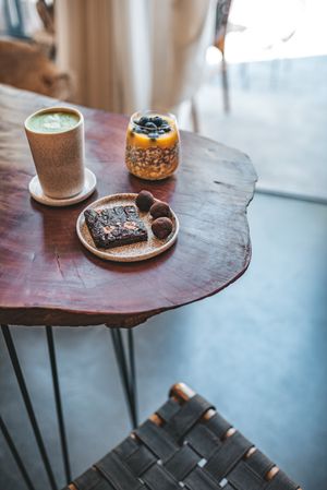 Yummy #vegan #vegetarian at Bali Wood Café in Vilnius