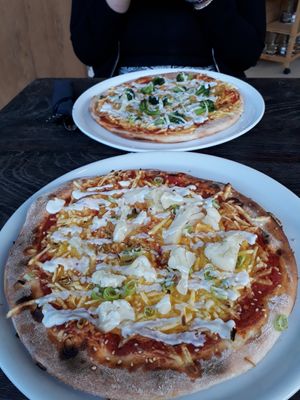 vegan pizza at Suutje in Bielefeld
