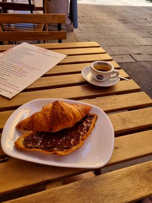  at UNO Caffé Olistico in Bologna