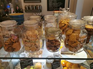 Biscuits at UNO Caffé Olistico in Bologna