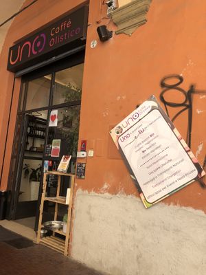   at UNO Caffé Olistico in Bologna