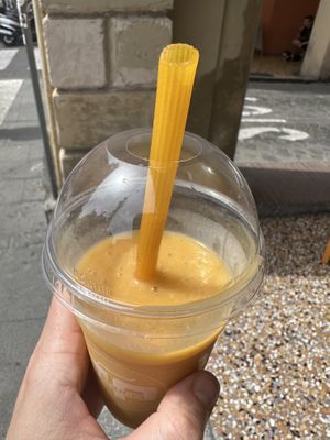   at UNO Caffé Olistico in Bologna