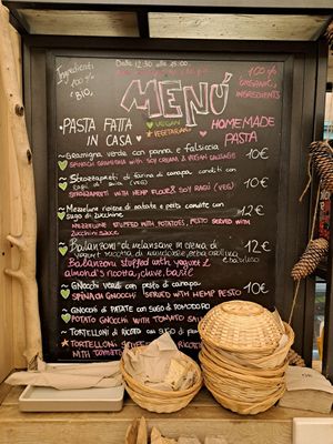  at UNO Caffé Olistico in Bologna